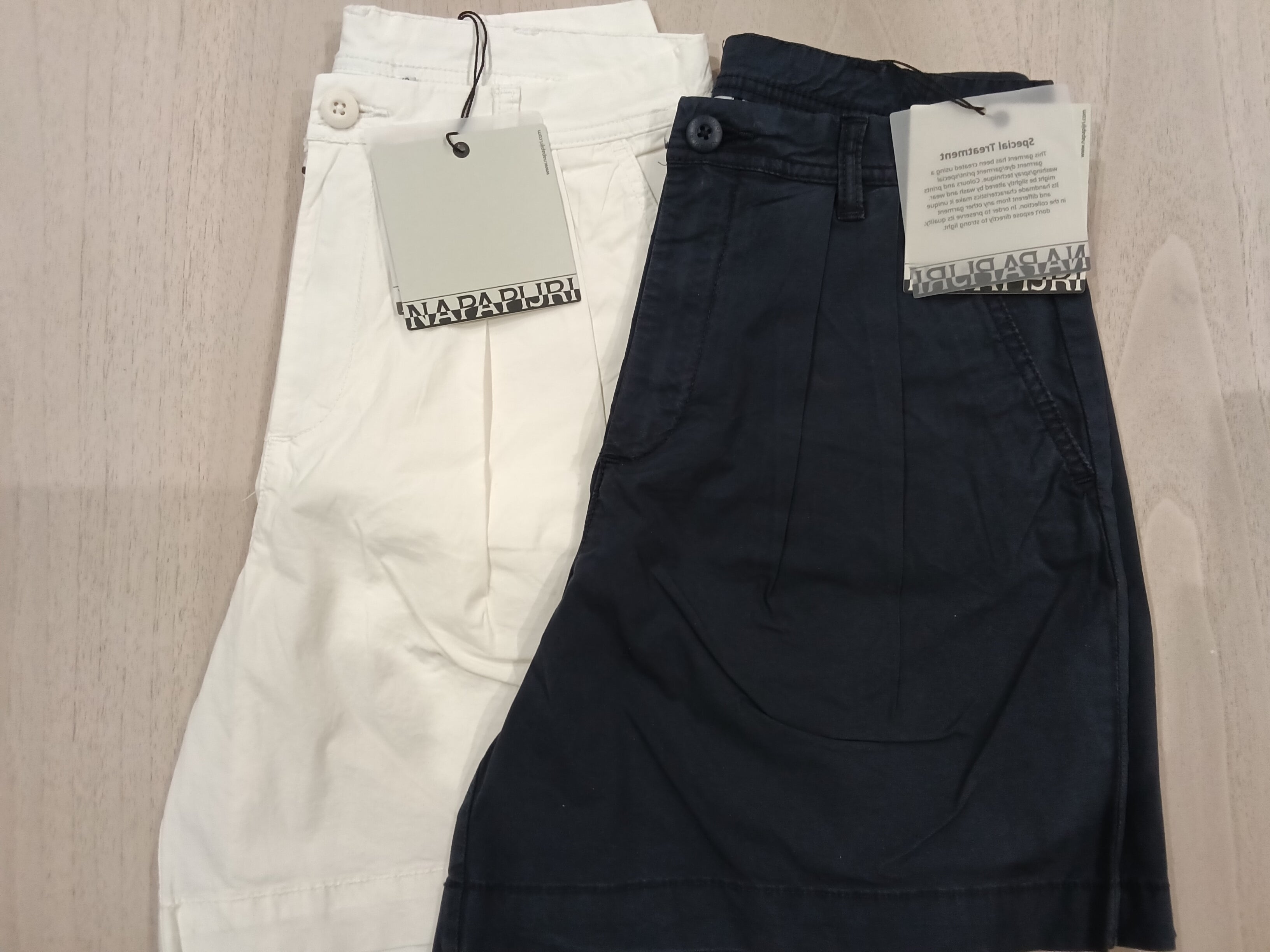 Pantaloni Napapijri